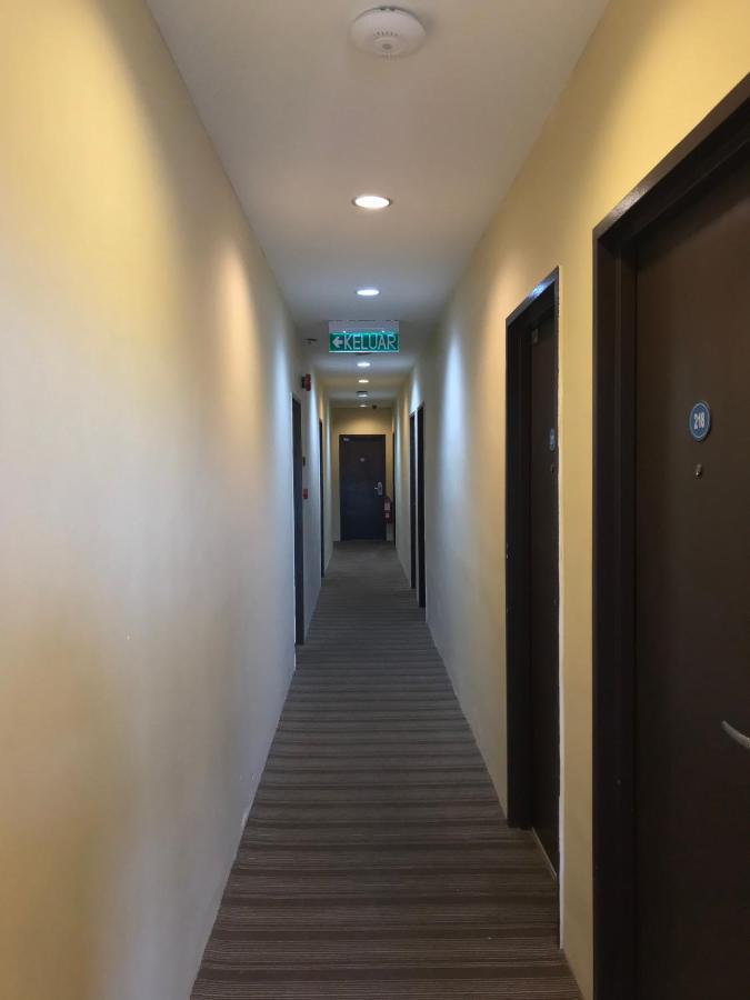 Bangi Business Hotel Kampong Sungai Ramal Dalam 外观 照片