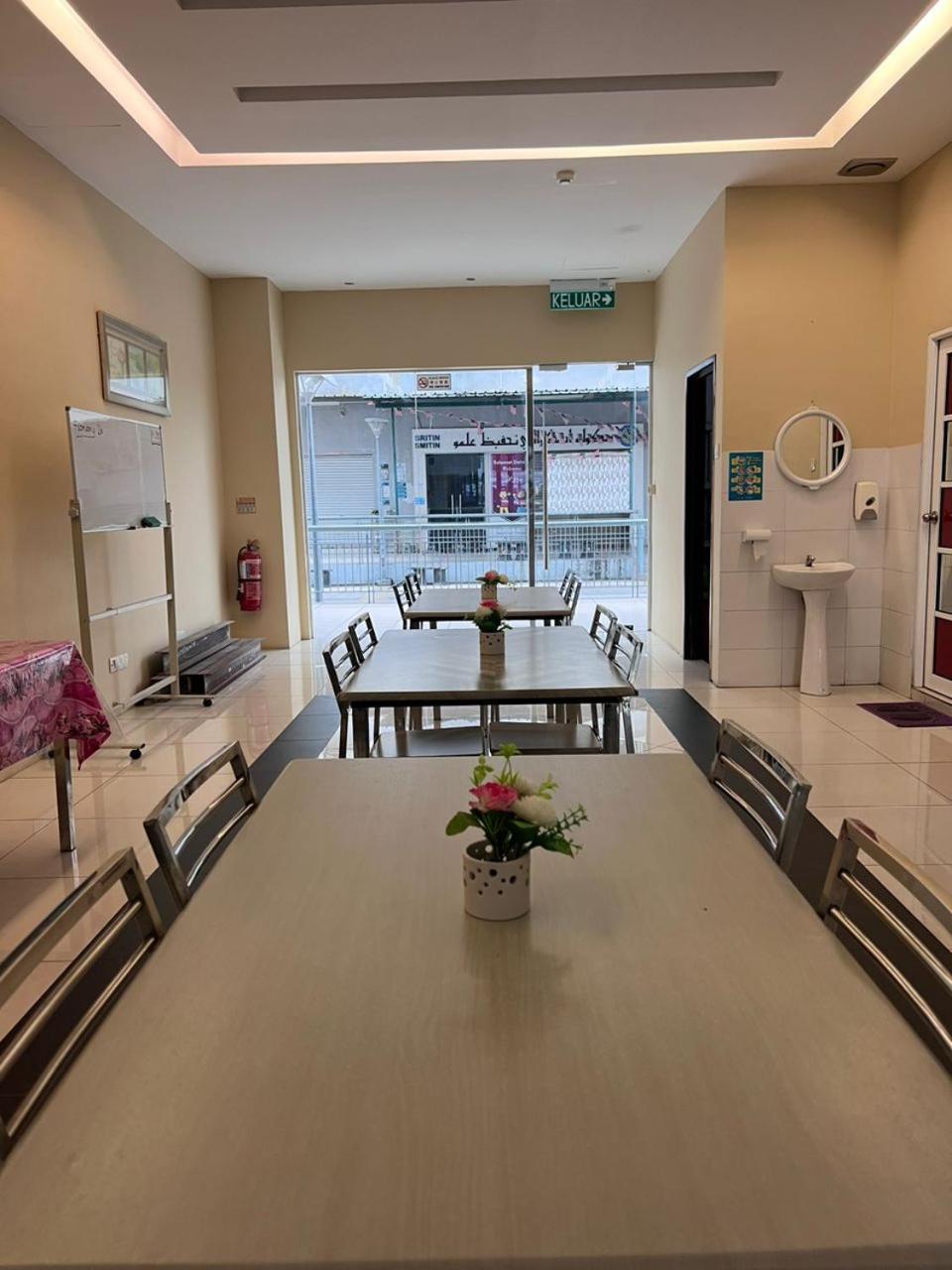 Bangi Business Hotel Kampong Sungai Ramal Dalam 外观 照片