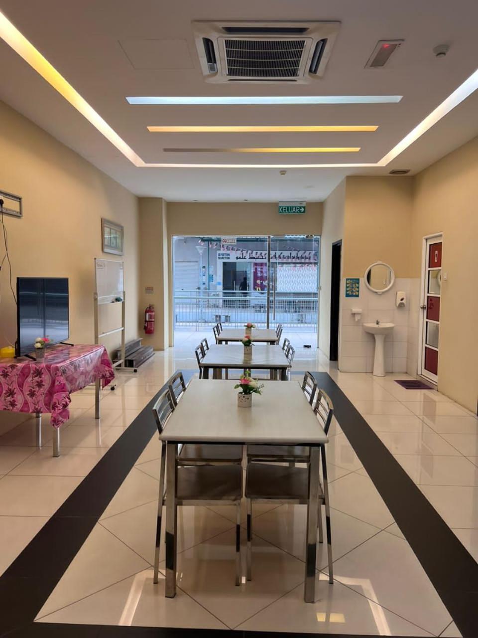 Bangi Business Hotel Kampong Sungai Ramal Dalam 外观 照片