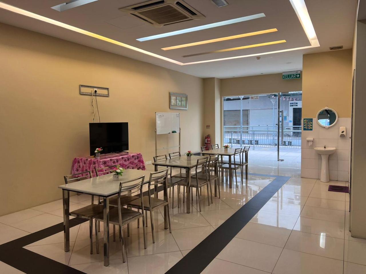 Bangi Business Hotel Kampong Sungai Ramal Dalam 外观 照片