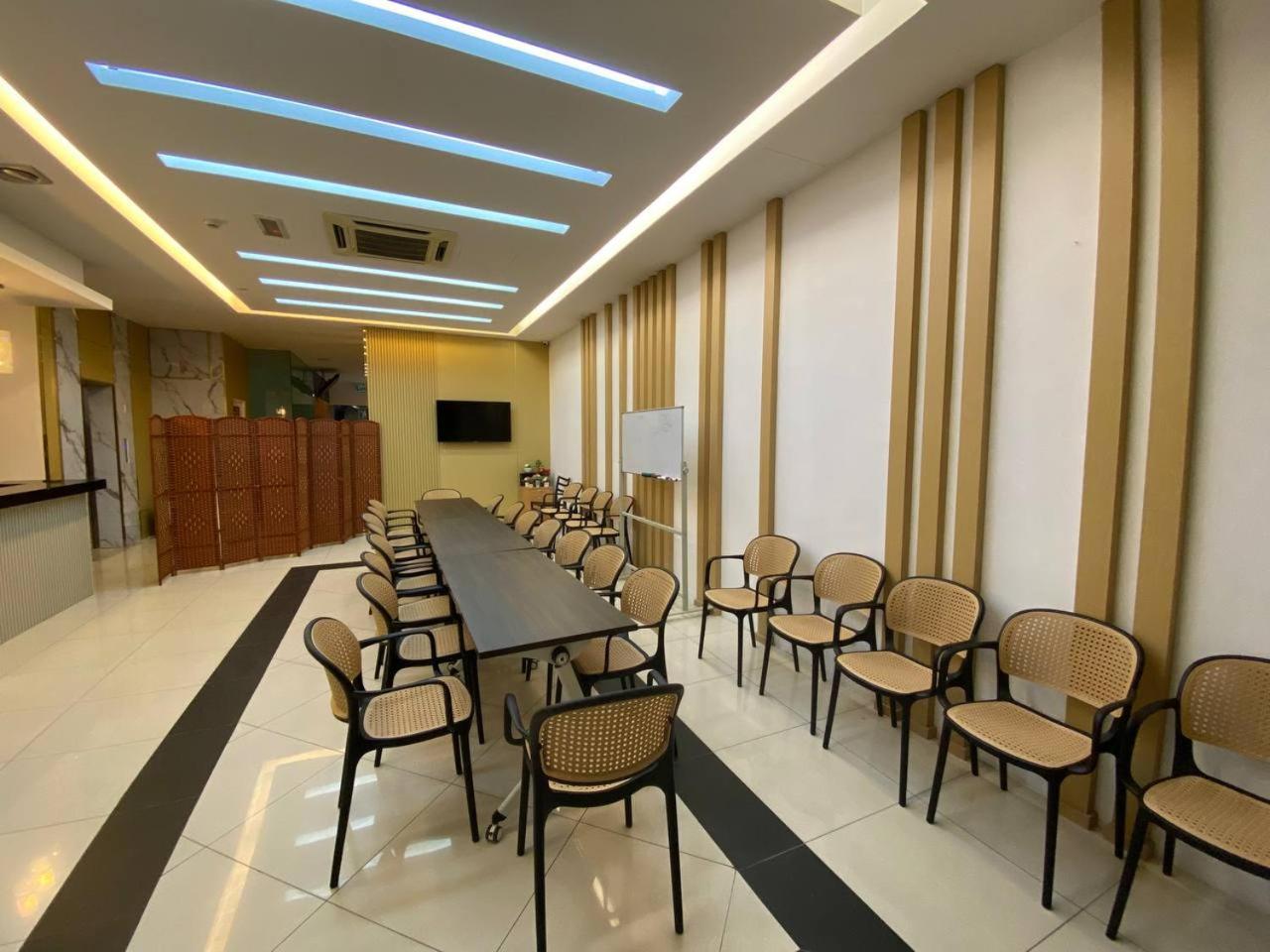 Bangi Business Hotel Kampong Sungai Ramal Dalam 外观 照片