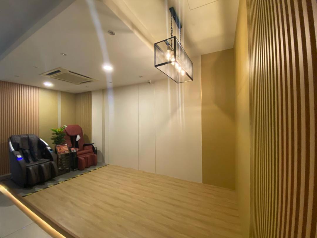 Bangi Business Hotel Kampong Sungai Ramal Dalam 外观 照片
