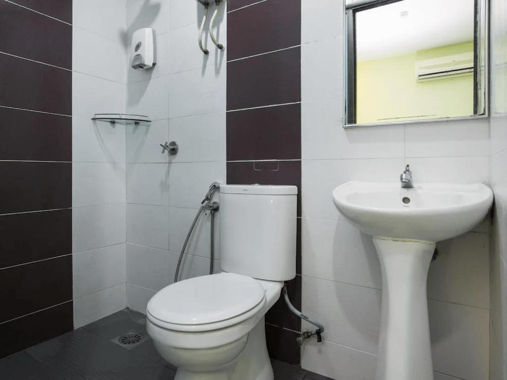 Bangi Business Hotel Kampong Sungai Ramal Dalam 外观 照片
