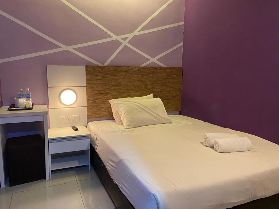 Bangi Business Hotel Kampong Sungai Ramal Dalam 外观 照片