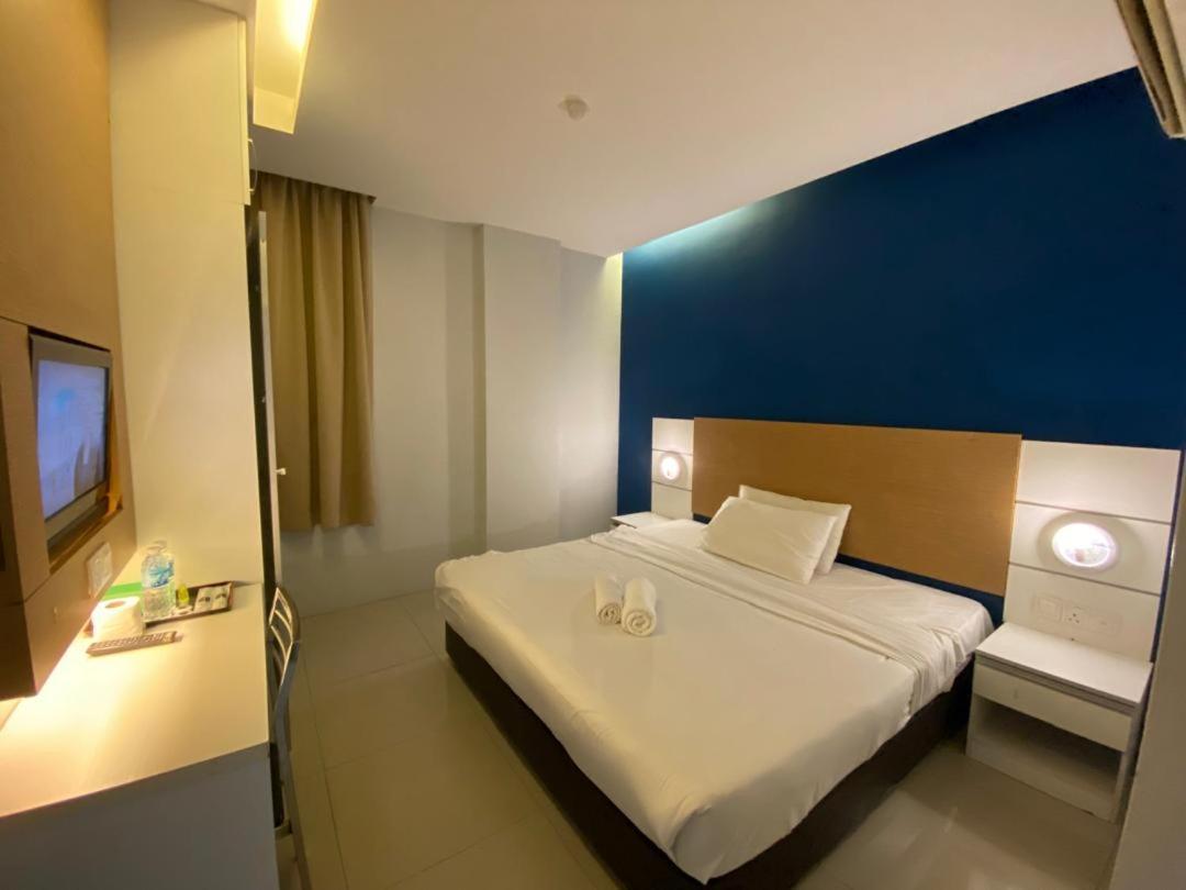 Bangi Business Hotel Kampong Sungai Ramal Dalam 外观 照片